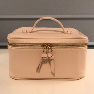 Hudson + Bleecker Grotta Jetsetter Train Case